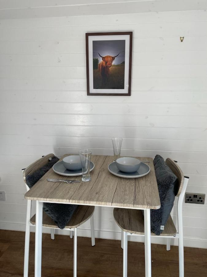 شقة Hideaway Pod Near Loch Ness For A Tranquil Retreat Lewiston المظهر الخارجي الصورة
