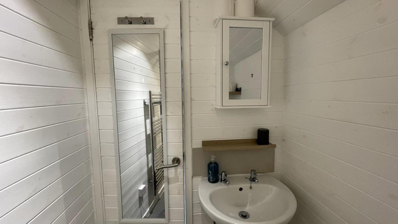 شقة Hideaway Pod Near Loch Ness For A Tranquil Retreat Lewiston المظهر الخارجي الصورة