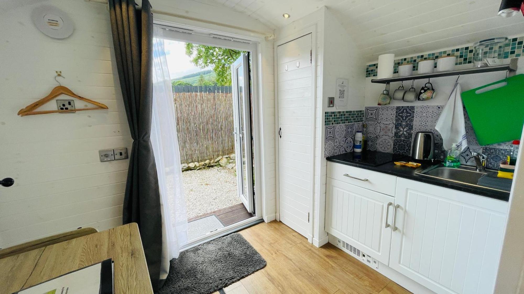 شقة Hideaway Pod Near Loch Ness For A Tranquil Retreat Lewiston المظهر الخارجي الصورة